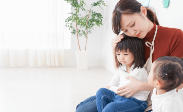 職場と家庭でのギャップに苦しむイメージ